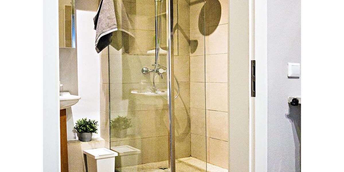 1,5 Zimmer Wohnung in allem eine unbezahlbare Lage zum Wohnen in Köln - Erdgeschoßwohnung Köln Innenstadt | Angebot:26349809