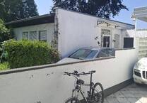 Schöner Bungalow im Dornröschenschlaf! 4 Zi, 100m² WF, GST 525m²,Garage und Keller in Niederkassel
