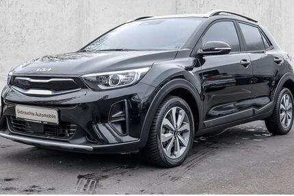 Kia Stonic 24.659 km 18.495 &euro; Köln 50858