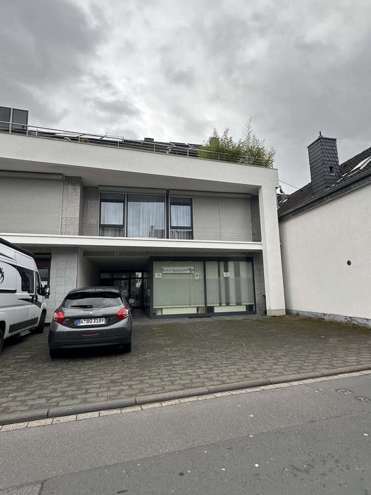 Wohnung zum Kaufen in Niederkassel 259.000 € 79 m²