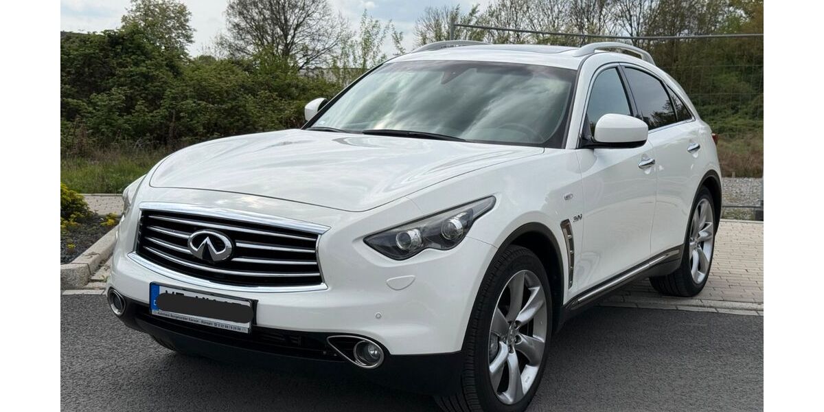 INFINITI QX70 228.000 km 11.900 &euro; Hilden 40724