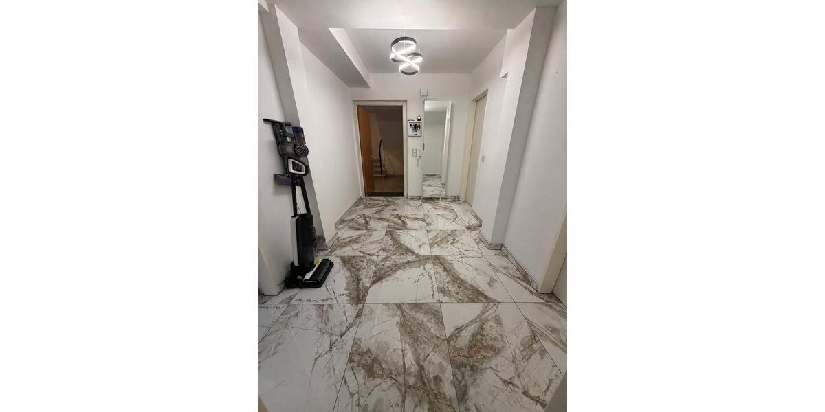Etagenwohnung Köln Nippes - 3 Zimmer, 72 m&sup2;, 349.000&euro; | Angebot:27002444