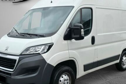Peugeot Boxer 190.000 km 10.990 € Köln 51067