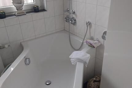 Wohnung Bonn Bad Godesberg - 4 Zimmer, 95 m&sup2;, 1.000&euro; | Angebot:25448291