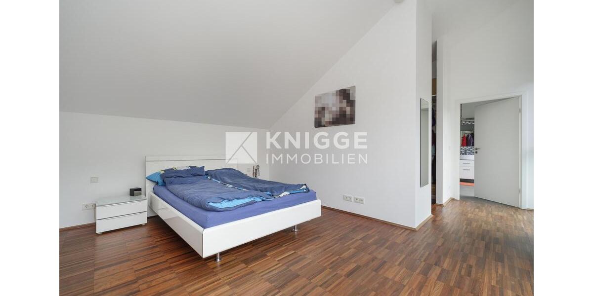 Einfamilienhaus Bergisch Gladbach Paffrath - 4 Zimmer, 154 m&sup2;, 1.600&euro; | Angebot:25391524