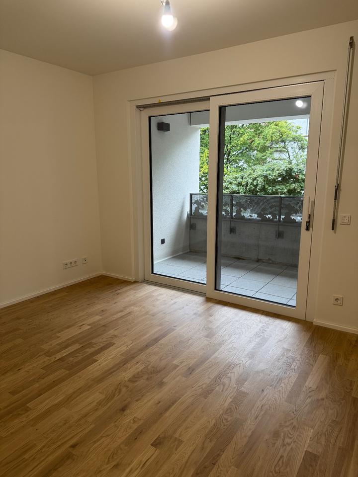Exklusive teilmöblierte 2-Zimmer Neubauwohnung - 150m zum Rhein zimmer