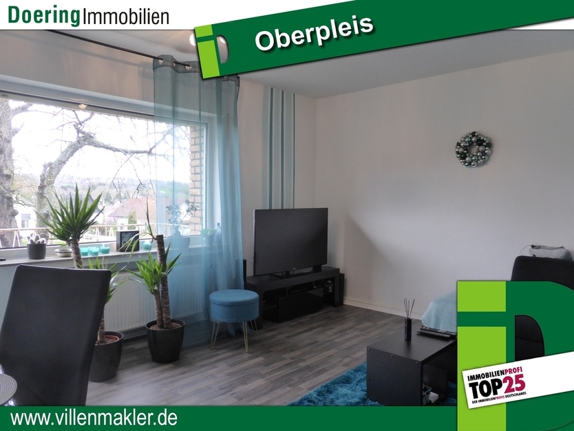 Oberpleis: 2 Mehrfamilienhäuser mit insg. 12 Wohnungen und 8 Garagen