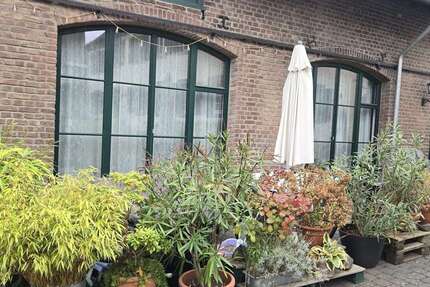 Haus Wesseling-Berzdorf Berzdorf - 4 Zimmer, 122 m&sup2;, 1.464&euro; | Angebot:26316158