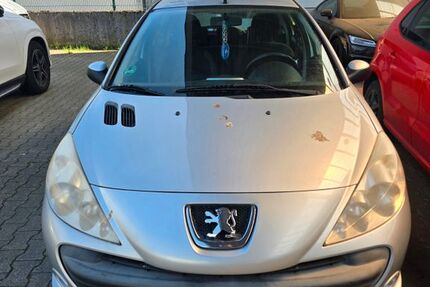 Peugeot 206 157.590 km 1.950 &euro; Gremberghoven 51149