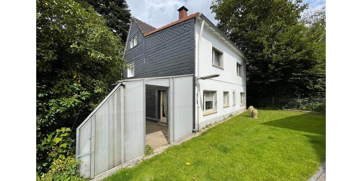 Einfamilienhaus Leverkusen Bergisch Neukirchen - 8 Zimmer, 130 m&sup2;, 296.500&euro; | Angebot:27008012