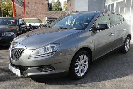 Lancia Delta Oro 1,9d 140 KW 2.Hd Klimatr+Navi+LederPDC 167.000 km 4.950 € Neuss 41462