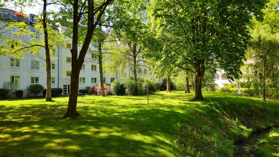Eigentumswohnung 3,5 Zimmer 96,43m2 Balkon Aufzug 2 Parkplätze 3.5 zimmer