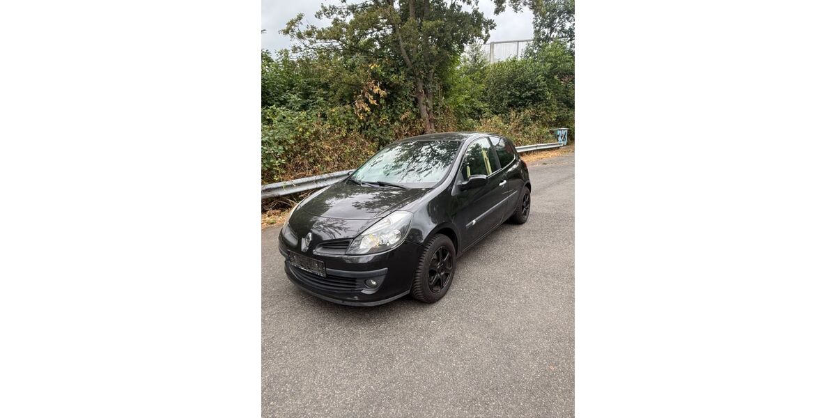 Renault Clio 185.625 km 849 &euro; Hennef 53773