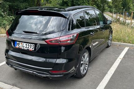 Ford S-Max 97.000 km 25.200 € Monheim am Rhein 40789