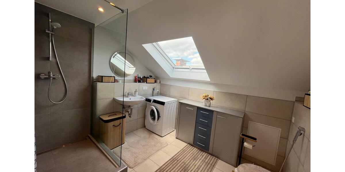 Dachgeschoßwohnung Brühl - 2 Zimmer, 55 m&sup2;, 700&euro; | Angebot:26397807
