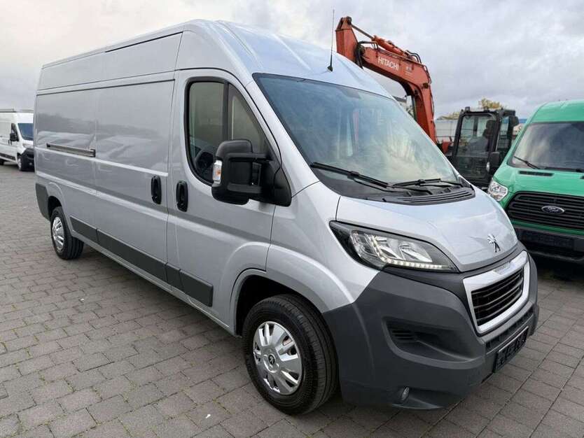 Peugeot Boxer 96.000 km 13.900 € Bedburg 50181