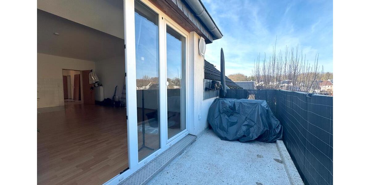 Dachgeschoßwohnung Leichlingen (Rheinland) - 2 Zimmer, 64 m&sup2;, 640&euro; | Angebot:24885011