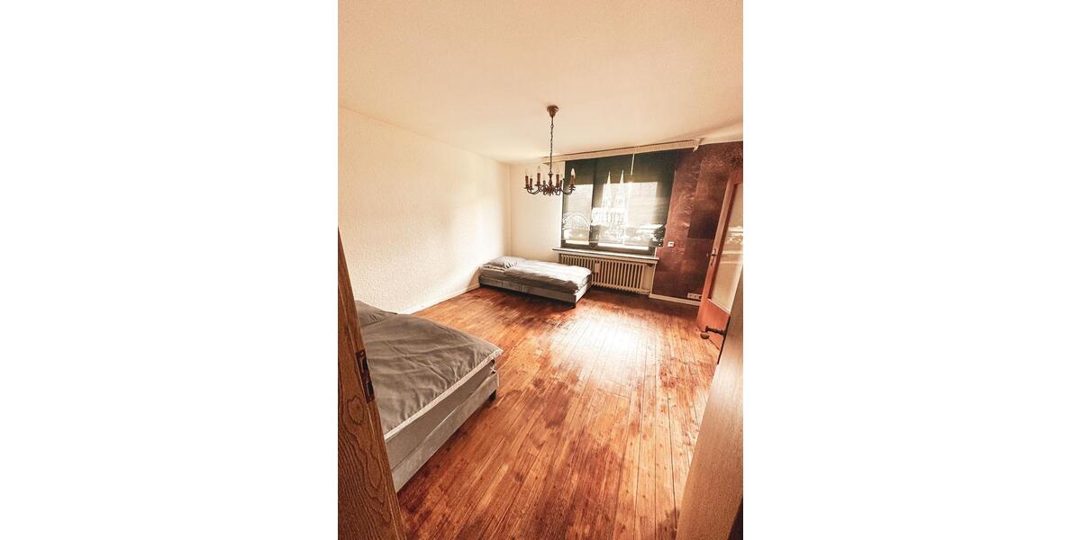 Einfamilienhaus Troisdorf Altenrath - 7 Zimmer, 120 m&sup2;, 2.000&euro; | Angebot:25545217