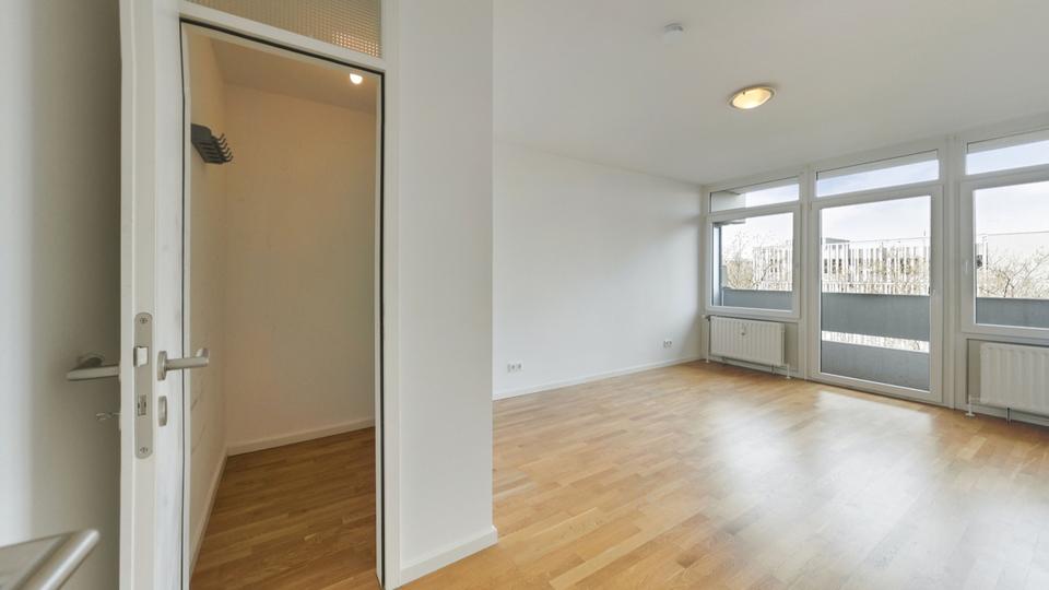 Etagenwohnung Köln Lindenthal - 4 Zimmer, 95 m&sup2;, 1.235&euro; | Angebot:26067681