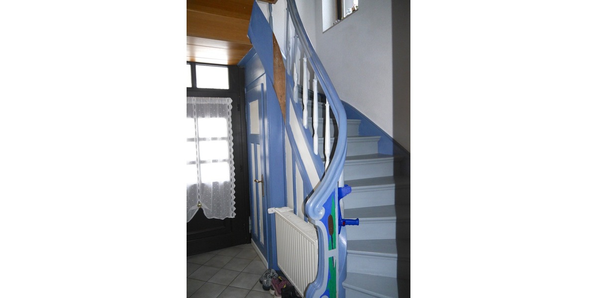 SG, freist. EFH, 5 Zi., 160m² Wfl., 747 GrSt., 2x Doppel-Grg.+CP, Keller, Terr. Stellpl. 5 zimmer