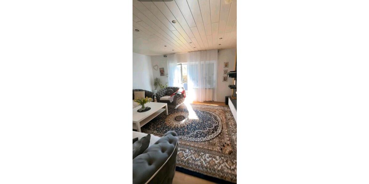 Erdgeschoßwohnung Köln Kalk - 3 Zimmer, 65 m&sup2;, 1.100&euro; | Angebot:26261246