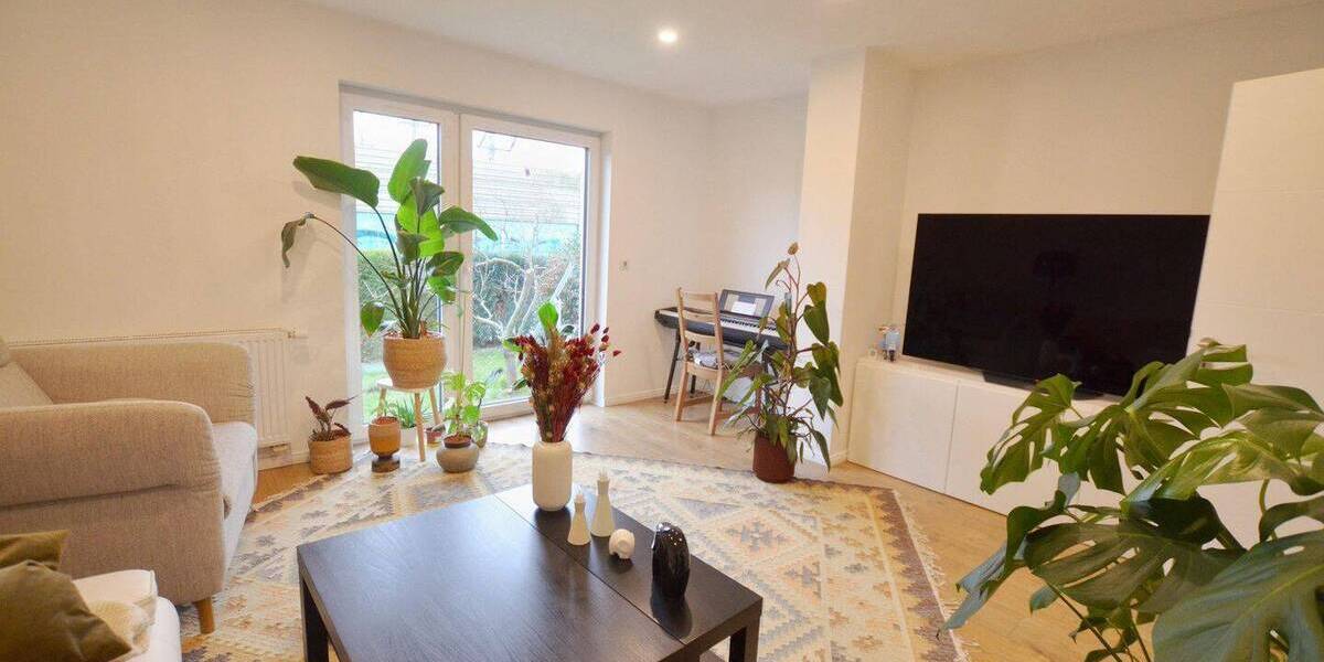 Etagenwohnung Troisdorf Spich - 4 Zimmer, 100 m&sup2;, 1.295&euro; | Angebot:26236530