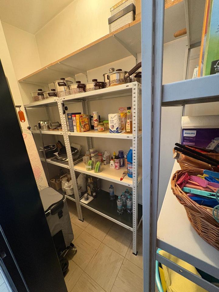Schöne 3-Zimmer-Wohnung mit Keller und Loggia in Sindorf