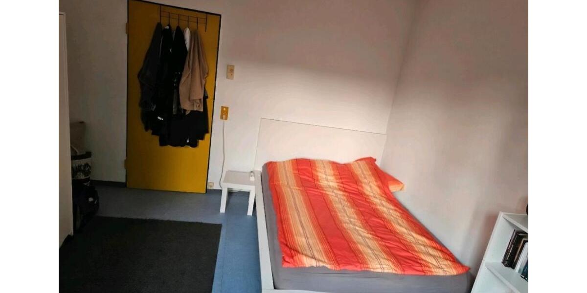 Etagenwohnung Köln Lindenthal - 1 Zimmer, 12 m&sup2;, 380&euro; | Angebot:26449043