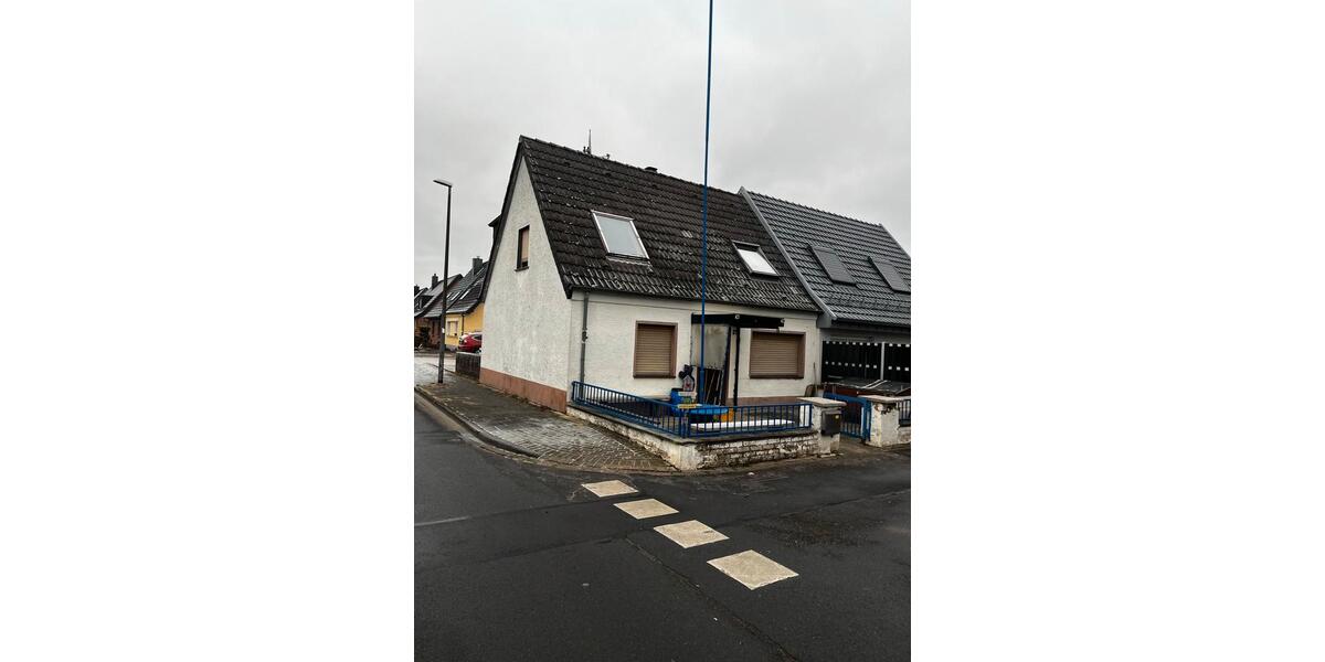 Mehrfamilienhaus, Wohnhaus Euskirchen Dom-Esch - 5 Zimmer, 158 m&sup2;, 255.000&euro; | Angebot:25086461