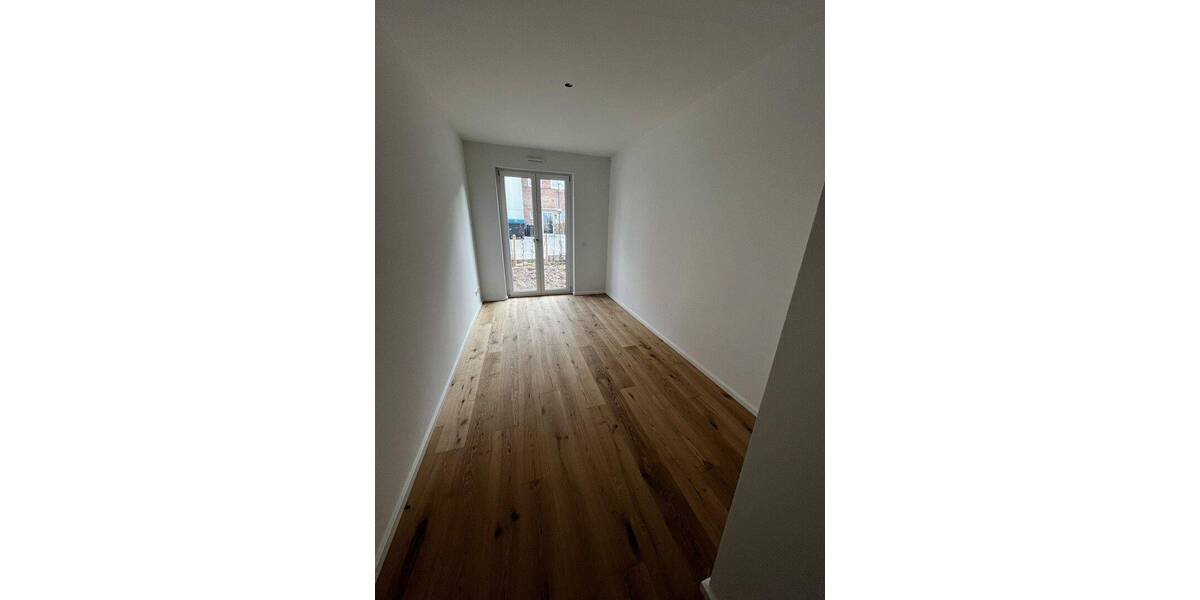 Etagenwohnung Frechen Hücheln - 4 Zimmer, 118 m&sup2;, 2.065&euro; | Angebot:26903121