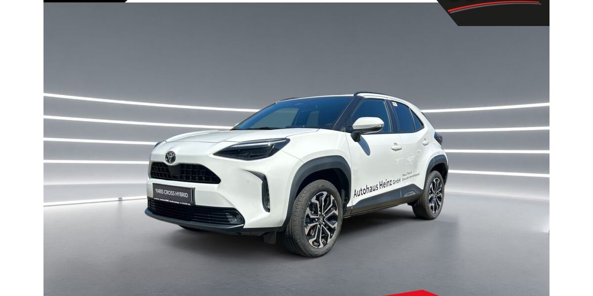 Toyota Yaris Cross 2.500 km 28.850 € Overath 51491