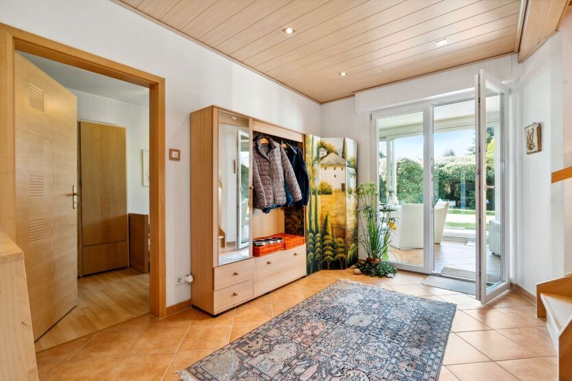 Mit 3D und Video: Modernes Einfamilienhaus mit großem und schön angelegten Garten in Nörvenich! 8 zimmer