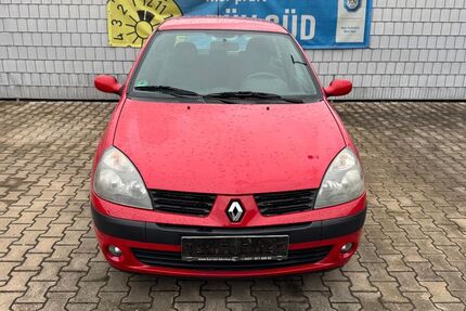 Renault Clio 164.000 km 2.000 &euro; Köln 50739