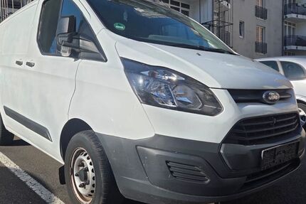 Ford Transit Custom 54.000 km 9.490 &euro; Köln 50825