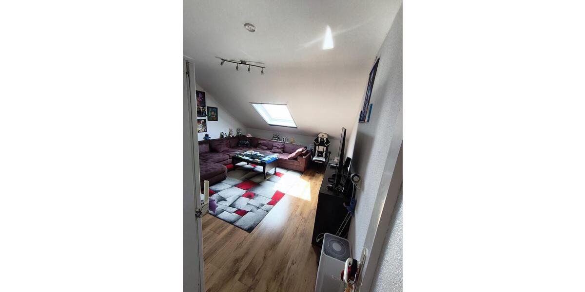 Dachgeschoßwohnung Dormagen Hackenbroich - 2 Zimmer, 62 m&sup2;, 850&euro; | Angebot:26327084