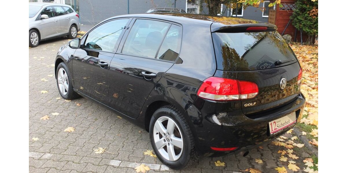 VW Golf 1.6TDi TEAM neuer ZAHNRIEMEN KLIMAAUTOMATIK 159.855 km 7.804 &euro; Köln 50858