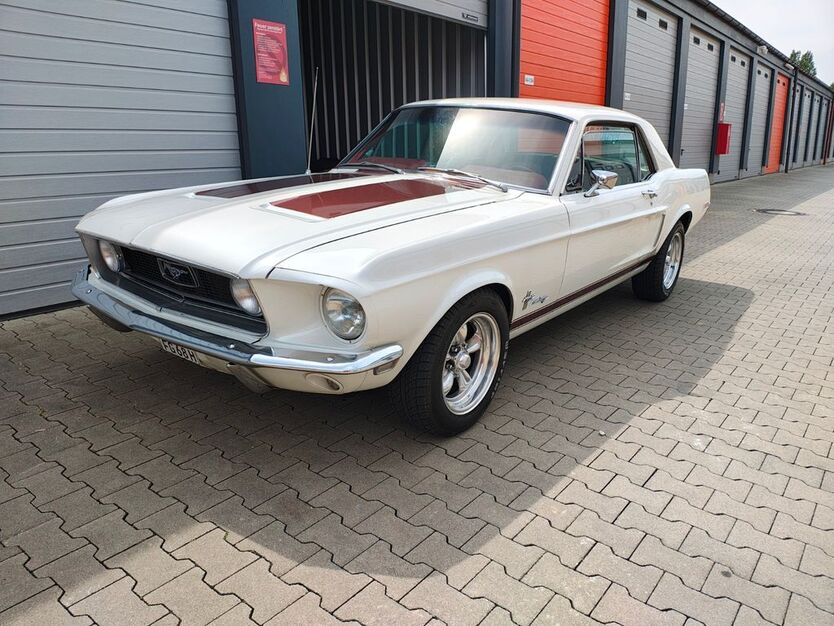 Ford Mustang 120.000 km 25.000 € Langenfeld 40764