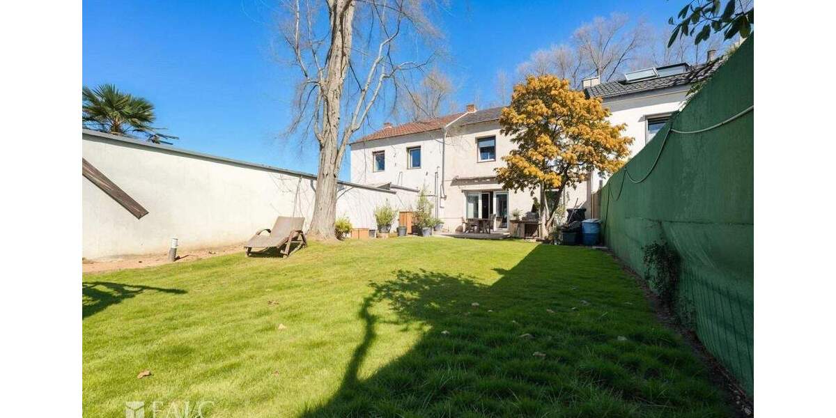 Reihenmittelhaus Köln Neuehrenfeld - 4 Zimmer, 95 m&sup2;, 829.000&euro; | Angebot:24036464