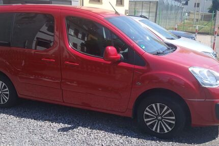 Peugeot Partner 165.000 km 5.700 € Bonn 53121