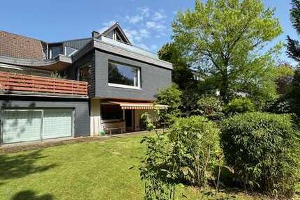 Haus Solingen Central - 8 Zimmer, 250 m&sup2;, 790.000&euro; | Angebot:24209196