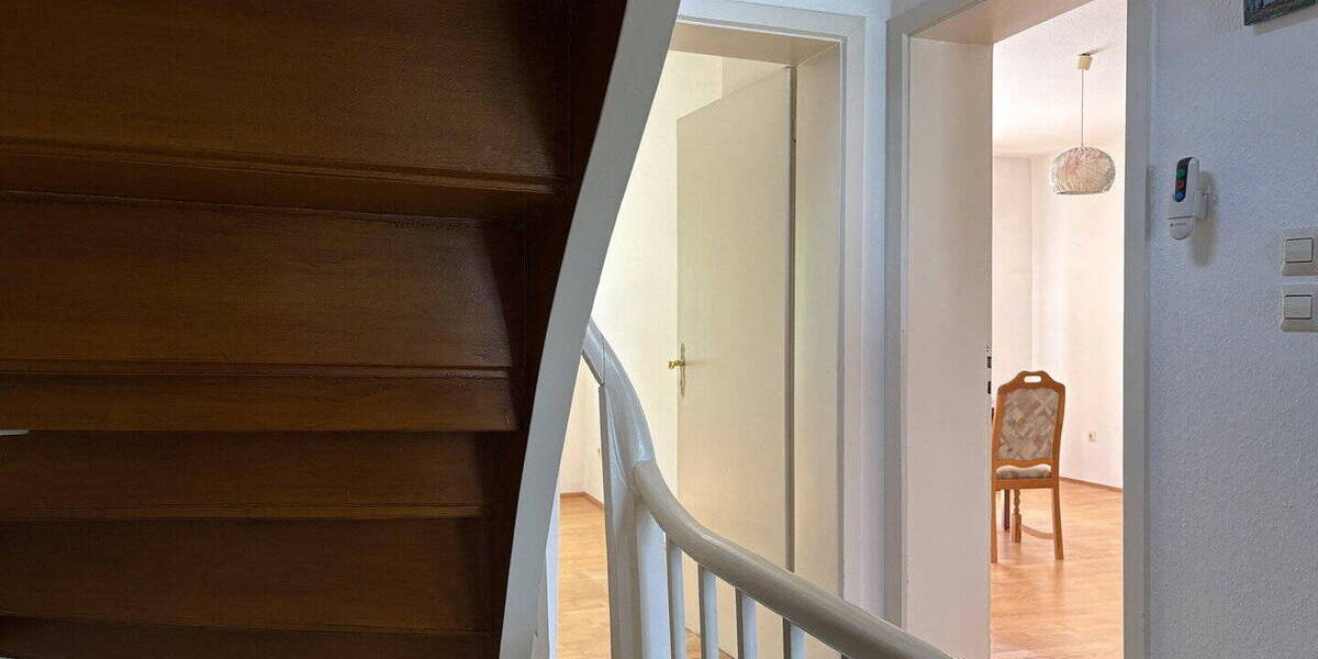 Reihenendhaus Köln Weiden - 6 Zimmer, 165 m&sup2;, 769.000&euro; | Angebot:26616905
