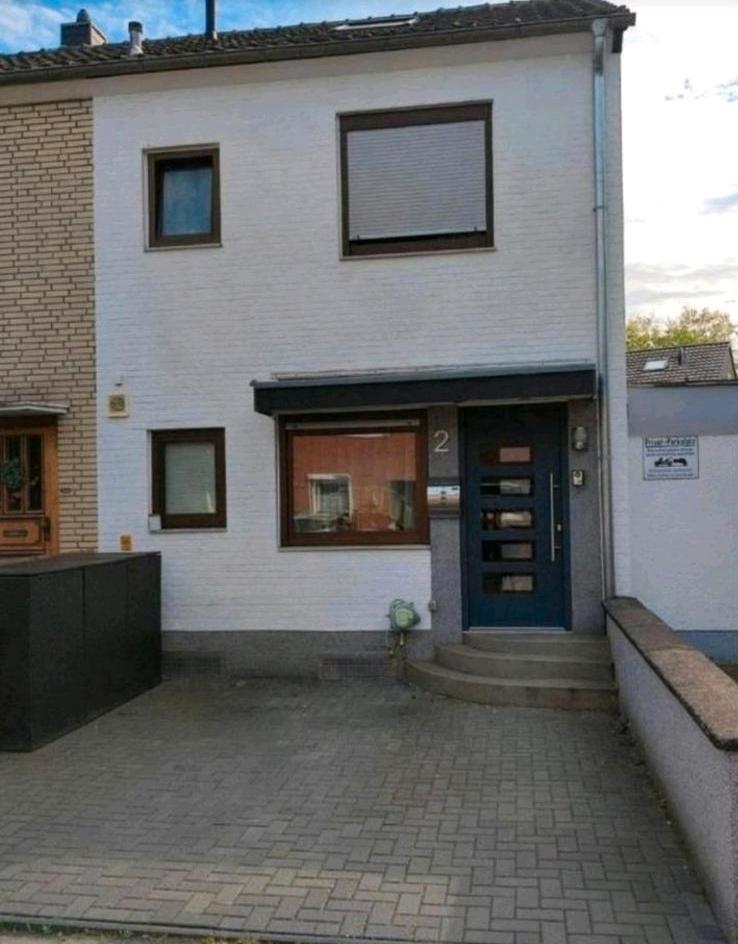 Saniertes und Modernisiertes Reiheneckhaus Reihenendhaus zimmer