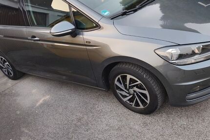 VW Touran 80.320 km 16.800 &euro; Hilden 40723