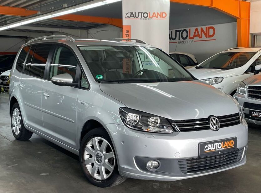 VW Touran 96.000 km 11.899 € Troisdorf 53842