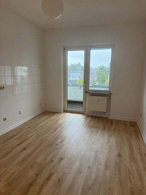 Helle 2 Zimmerwohnung mit Wohnküche und 2 Balkonen 2 zimmer