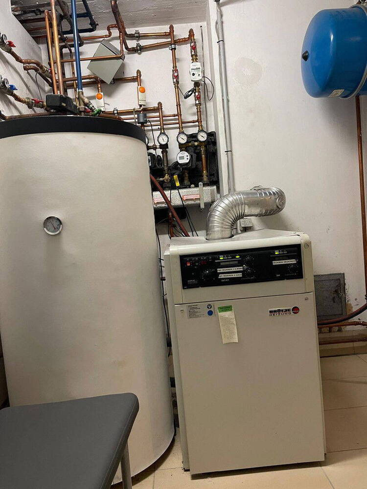 Modernisierte Doppelhaushälfte mit einer Praxis in Troisdorf Altenrath