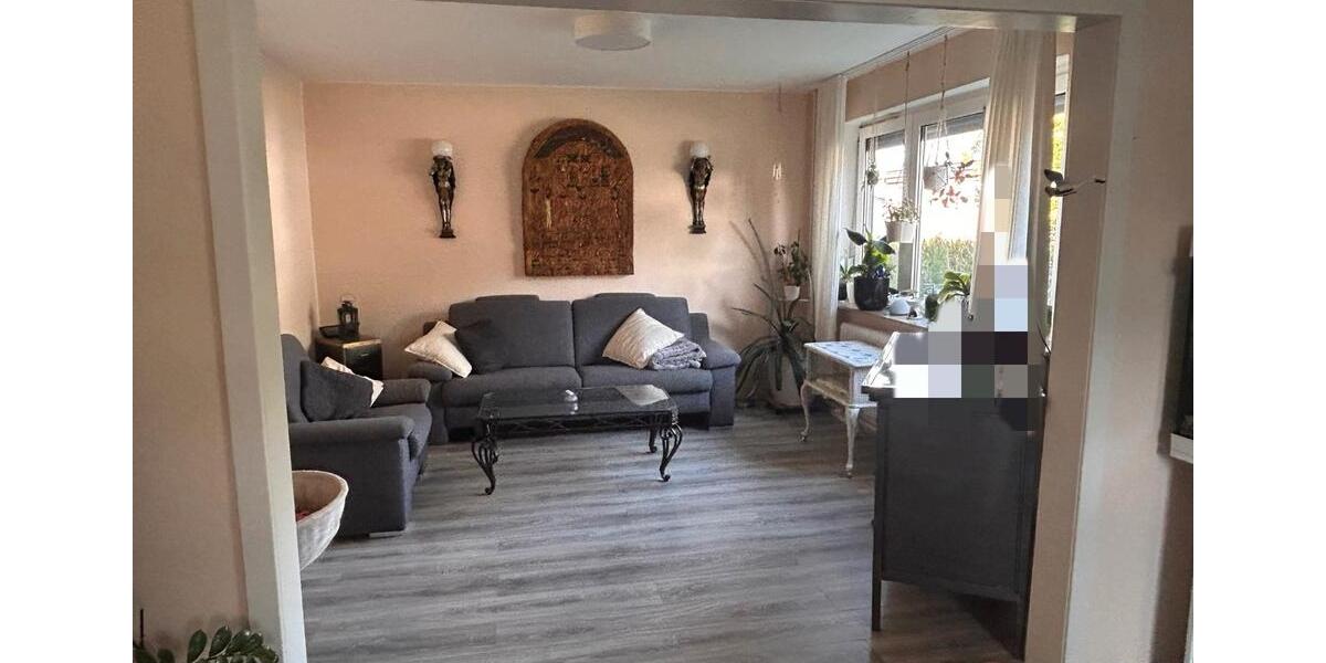 Doppelhaushälfte Siegburg - 8 Zimmer, 123 m&sup2;, 1.600&euro; | Angebot:27615040
