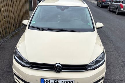 VW Touran 82.000 km 28.000 &euro; Bergheim 50129
