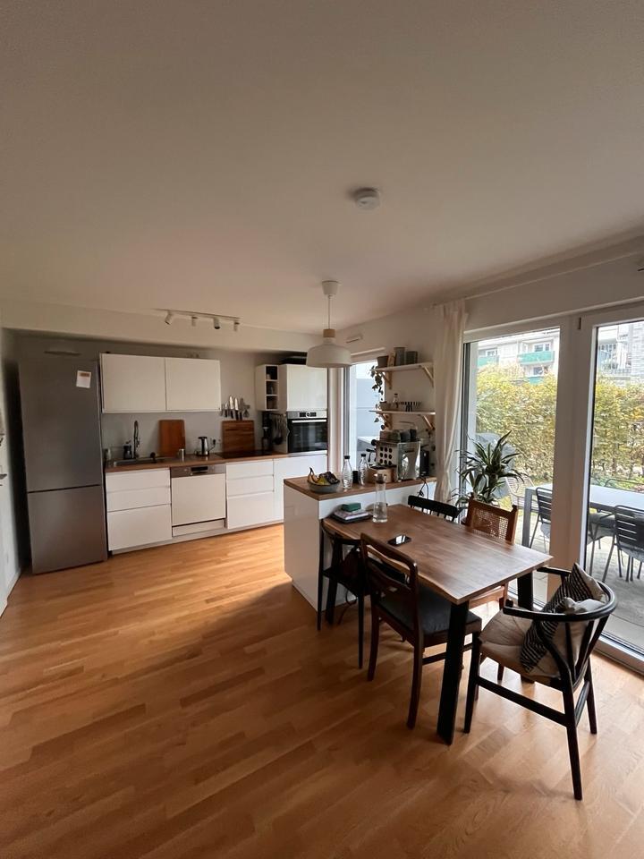 2,5 Z Whg Untermiete 1 Jahr mit Garten zimmer