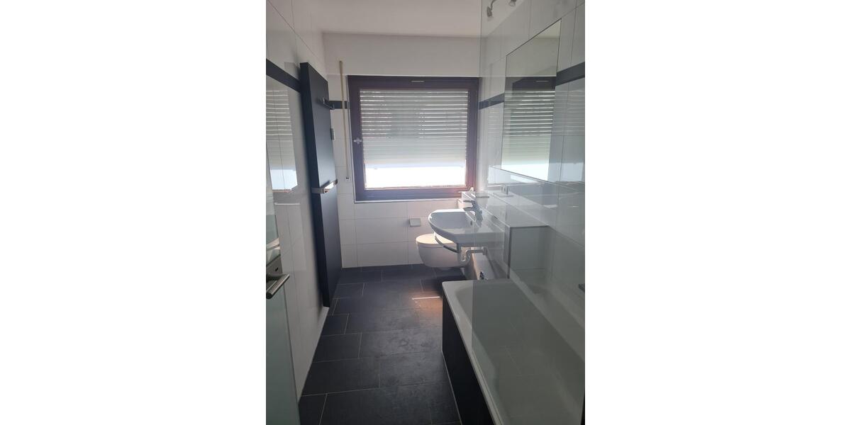 Etagenwohnung Bonn Friesdorf - 2 Zimmer, 75 m&sup2;, 840&euro; | Angebot:25918583